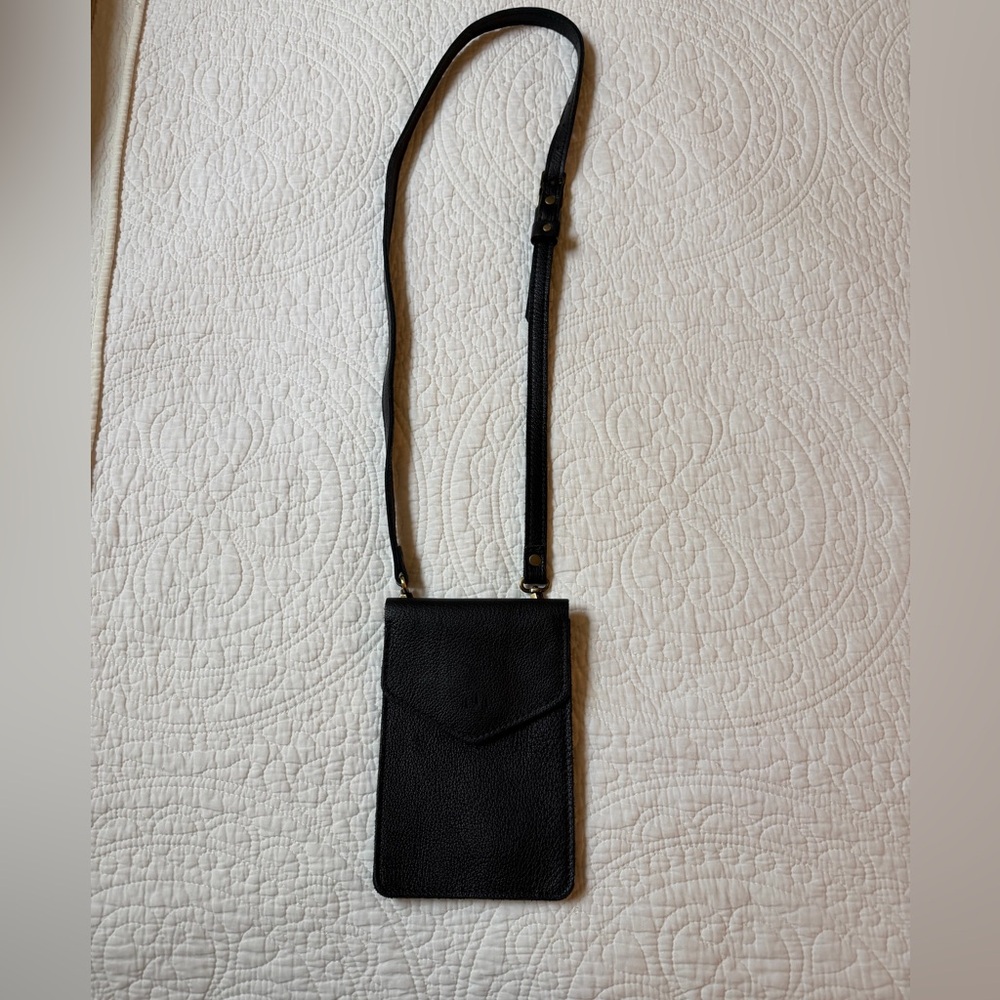 Portland Leather Parker Phone Bag - Picture 3 of 6